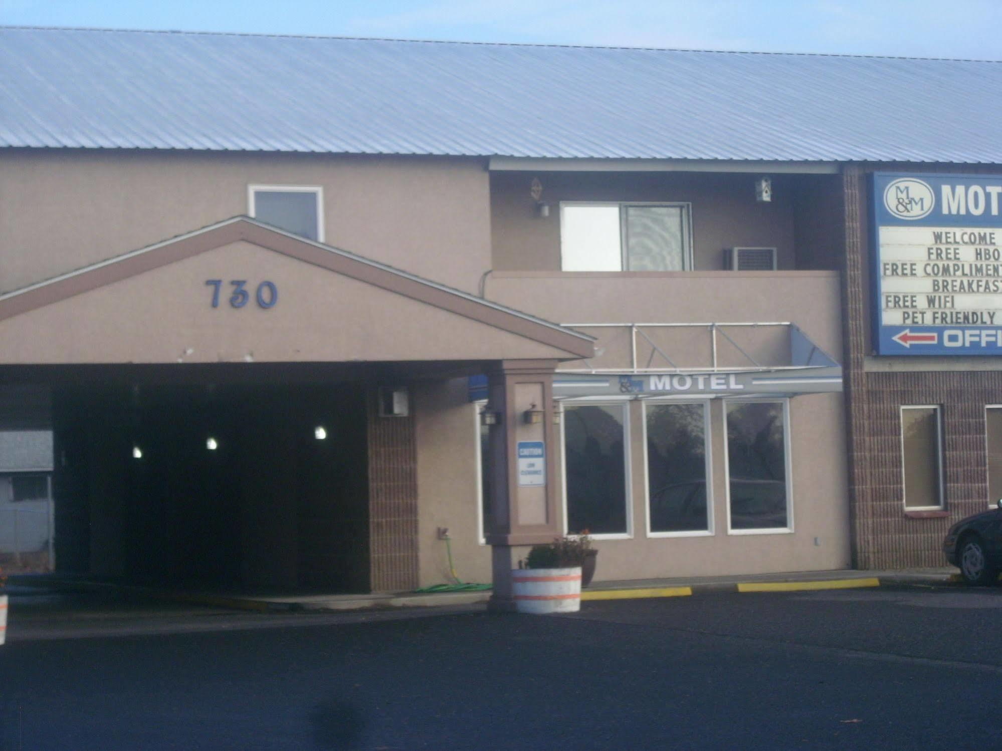 M&M Motel Connell エクステリア 写真