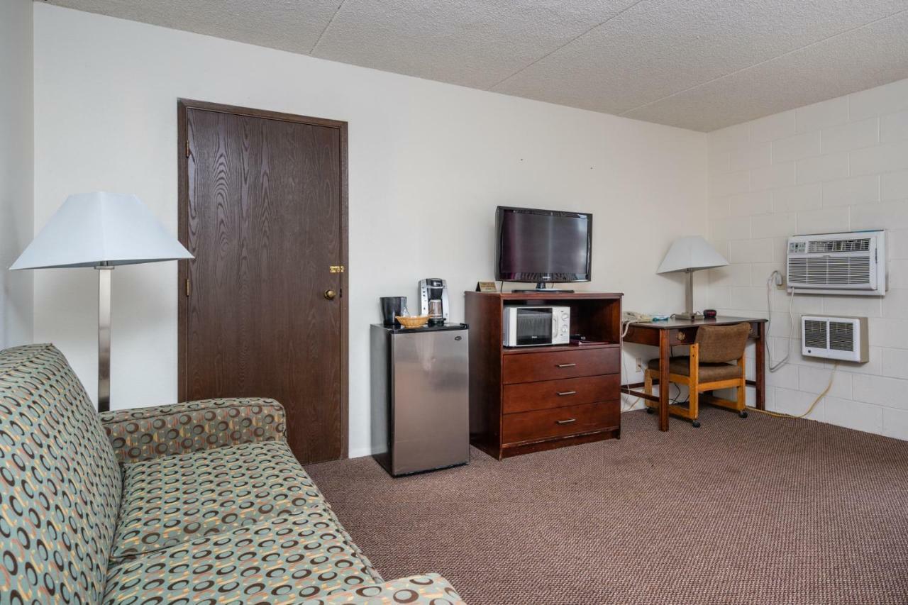 M&M Motel Connell エクステリア 写真