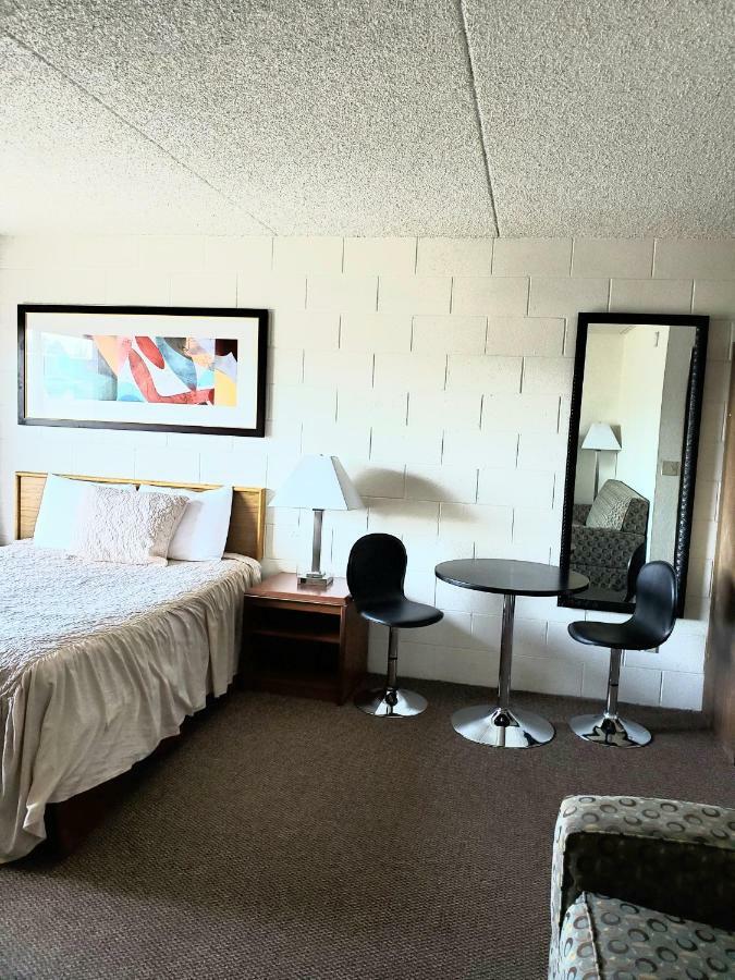 M&M Motel Connell エクステリア 写真